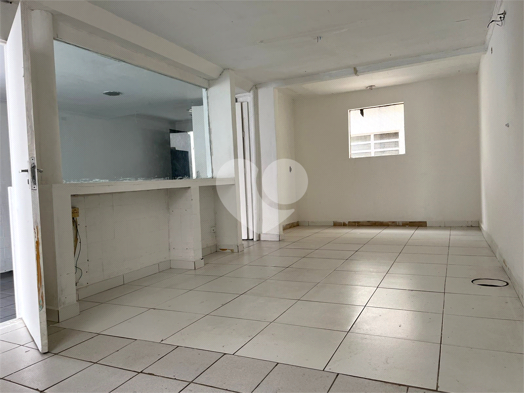 Imóvel Comercial 2  Vagas, 4 Salas