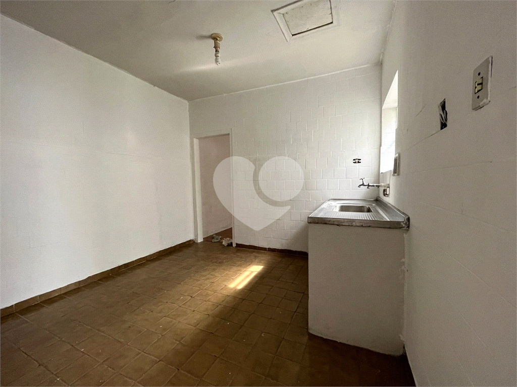 Imóvel Comercial 2  Vagas, 4 Salas