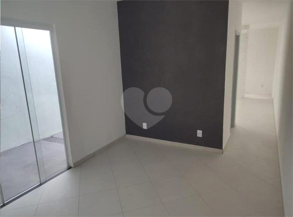 Casa à venda com 2 quartos, 156m² - Foto 6