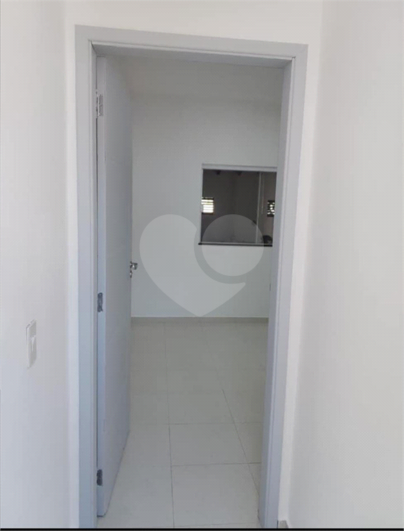 Casa à venda com 2 quartos, 156m² - Foto 9