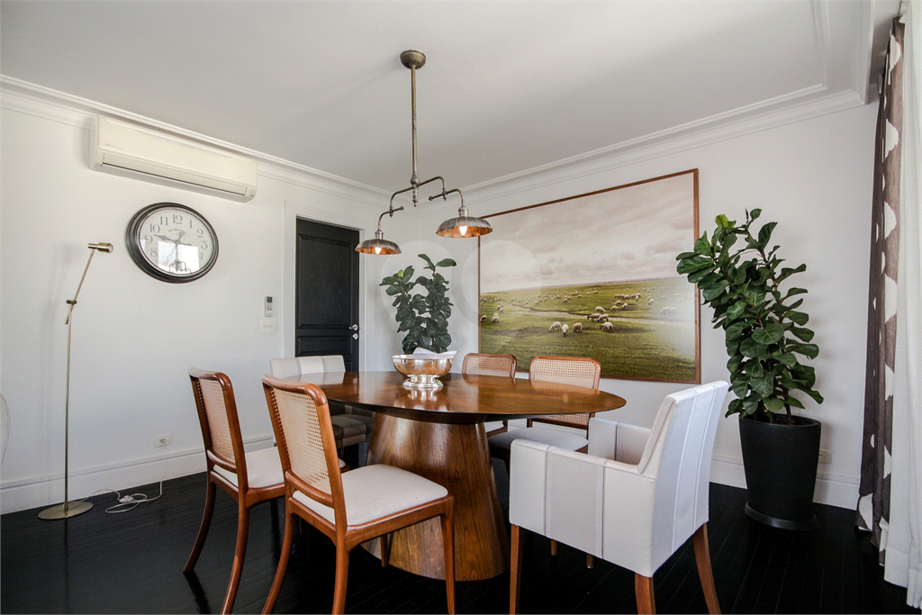 Apartamento à venda com 3 quartos - 1 vaga no  Jardim Europa