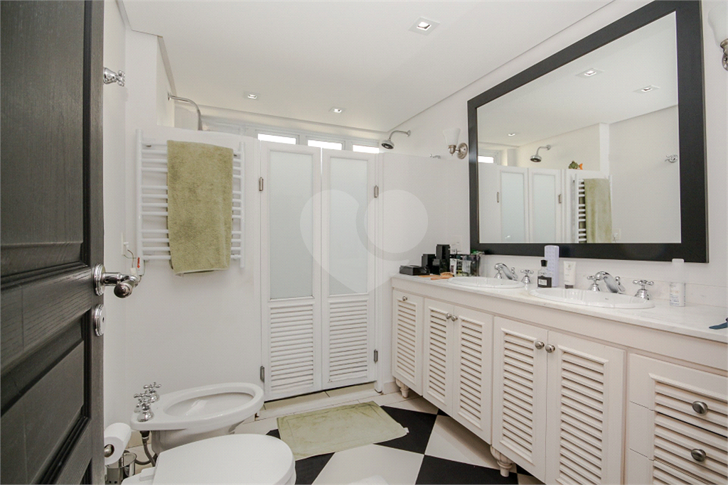 Apartamento à venda com 3 quartos - 1 vaga no  Jardim Europa