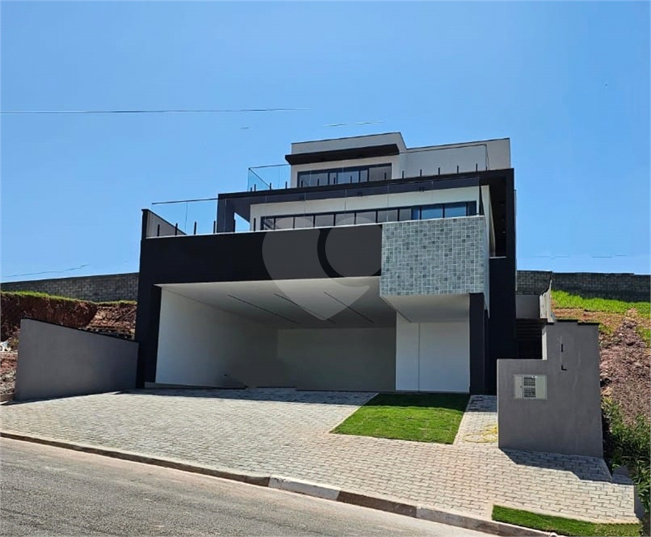 Casa de Condomínio à venda com 3 quartos, 346m² - Foto 2