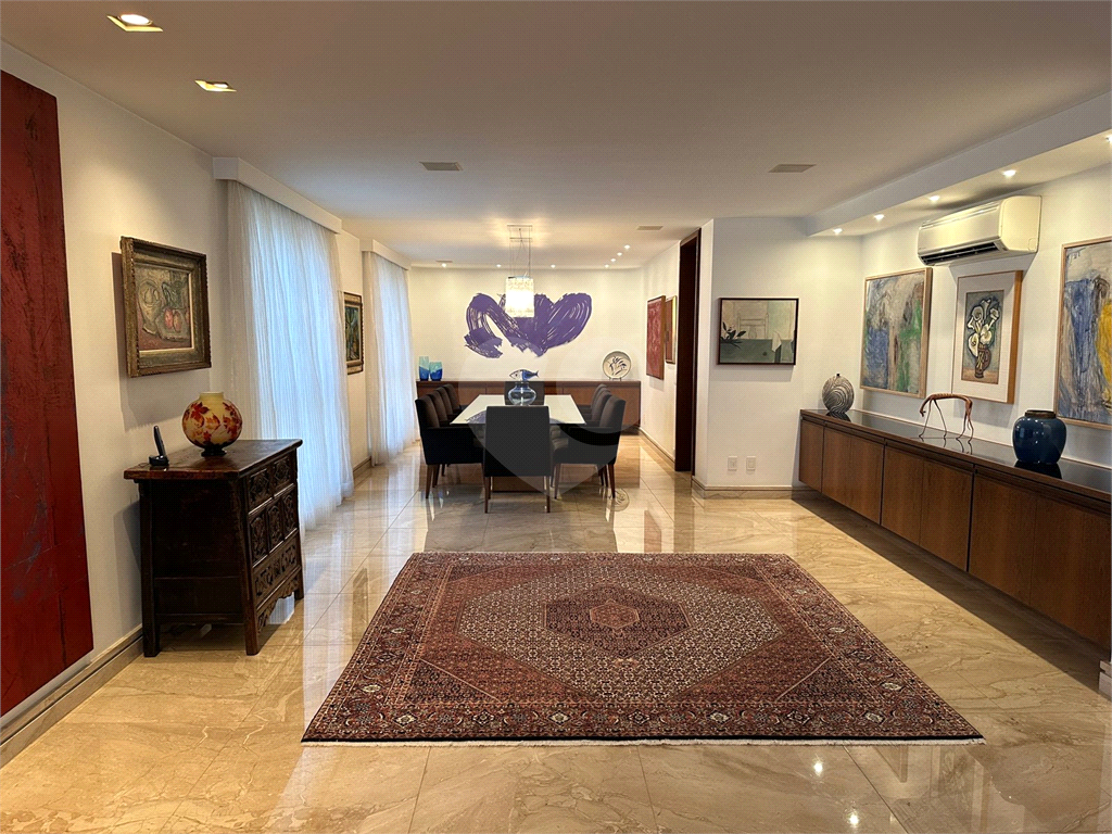 Apartamento a venda reformado 4 suítes 5 vagas, condomínio clube em Higienópolis - São Paulo
