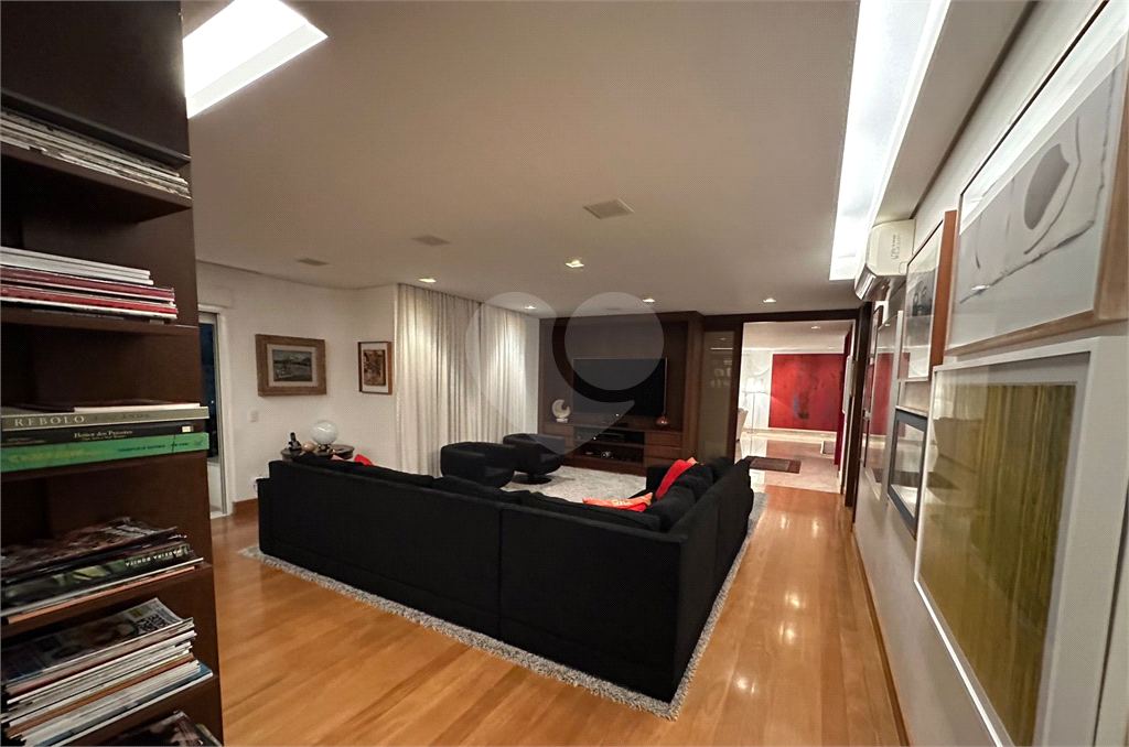 Apartamento a venda reformado 4 suítes 5 vagas, condomínio clube em Higienópolis - São Paulo