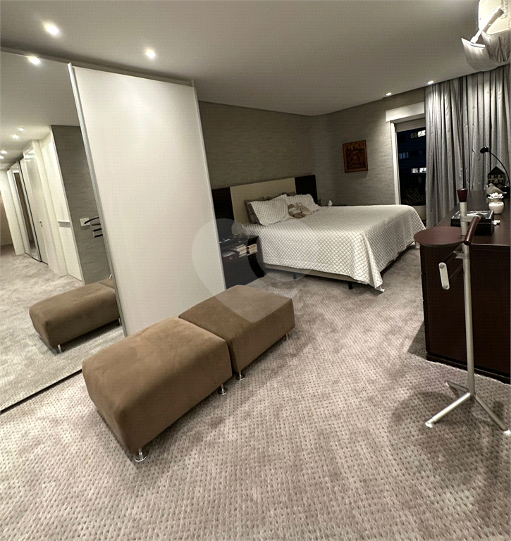 Apartamento a venda reformado 4 suítes 5 vagas, condomínio clube em Higienópolis - São Paulo