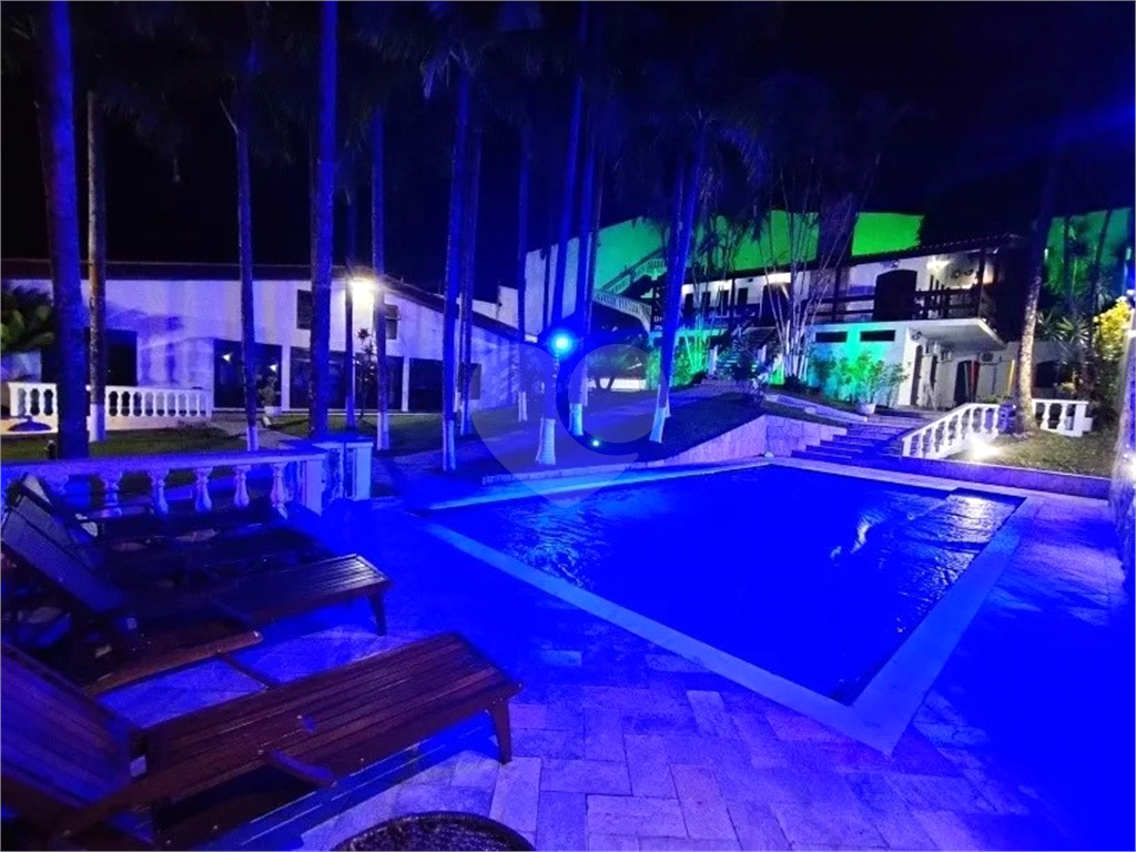 CASA MOBILIADA NA PRAIA DOS SONHOS - ITANHAÉM - 8 QUARTOS - 9 GARAGENS - 1560 m2  Área Total