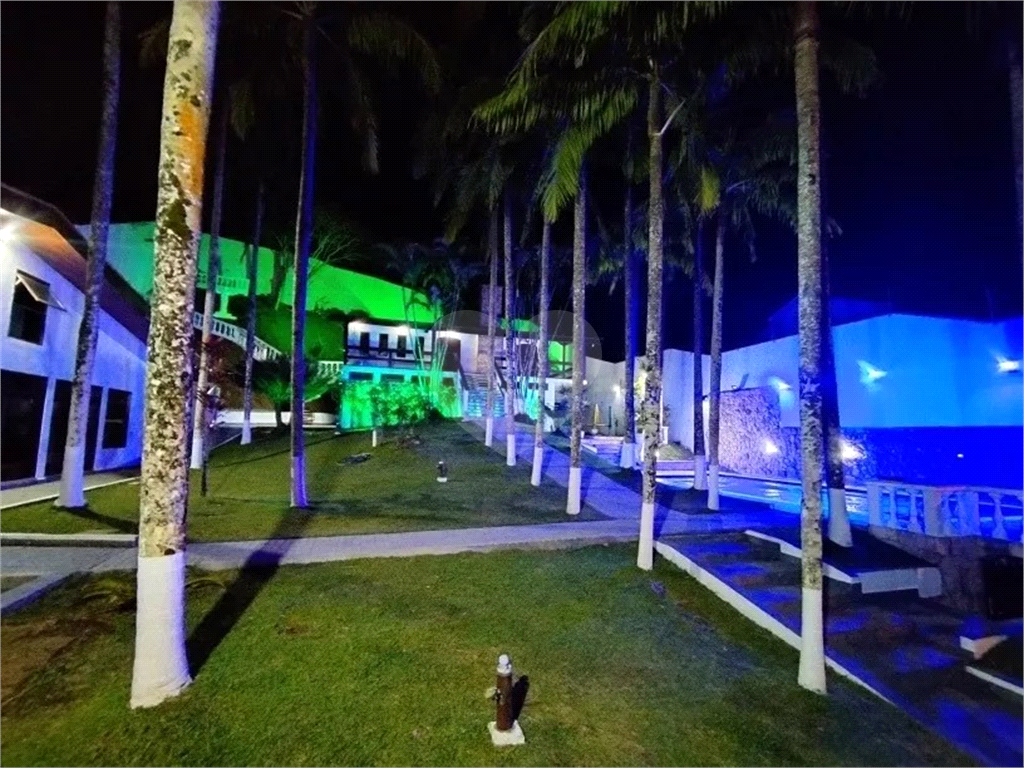 CASA MOBILIADA NA PRAIA DOS SONHOS - ITANHAÉM - 8 QUARTOS - 9 GARAGENS - 1560 m2  Área Total
