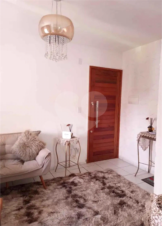 Apartamento à venda com 2 quartos, 63m² - Foto 1