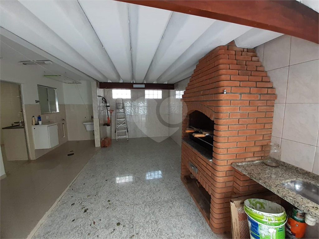 SOBRADO em VILA LEOPOLDINA