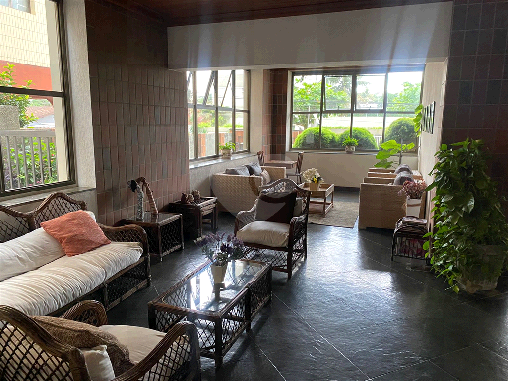 APARTAMENTO em ENSEADA