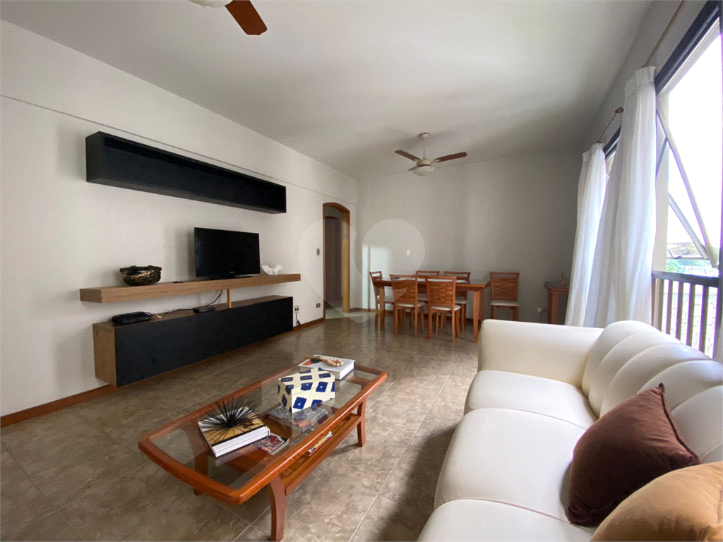 APARTAMENTO em ENSEADA