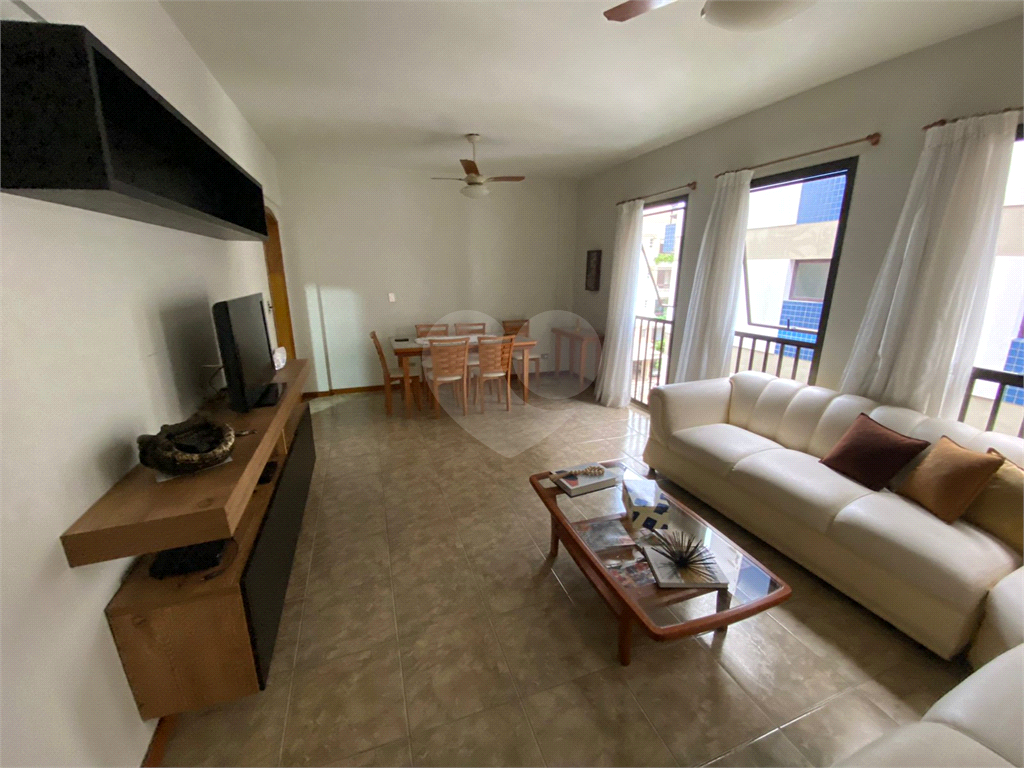 APARTAMENTO em ENSEADA
