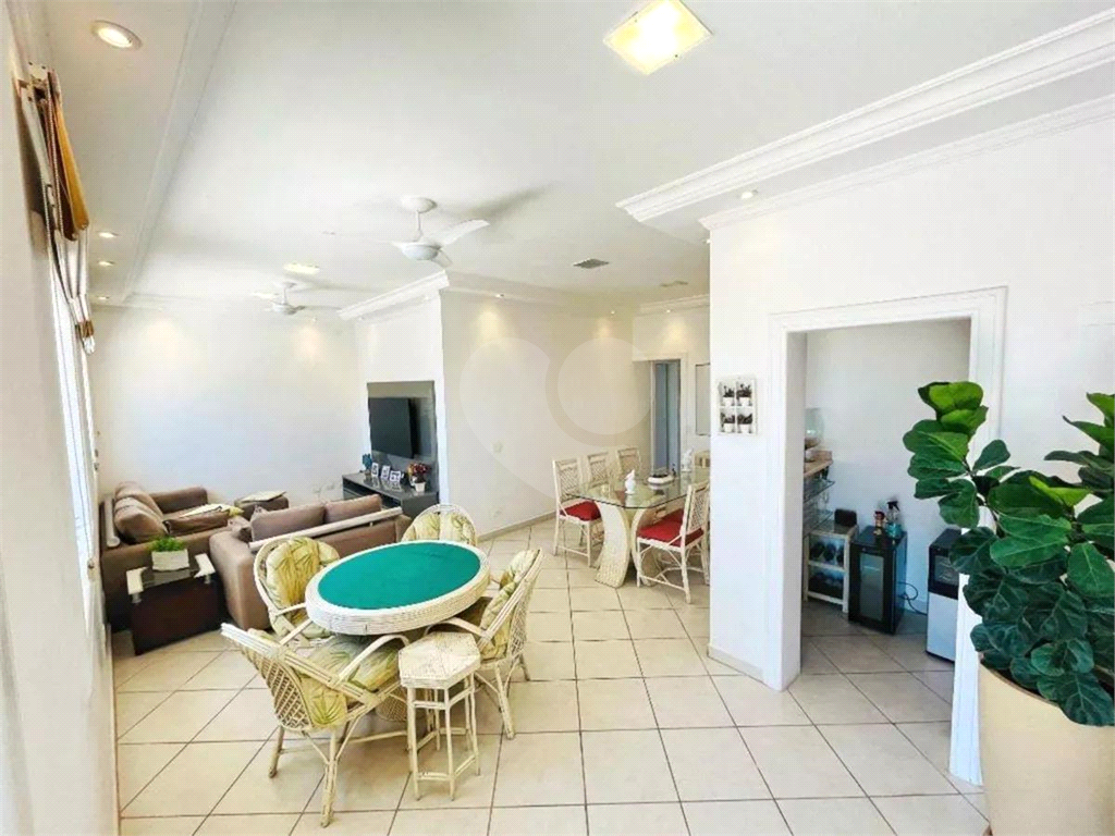 CASA EM FRENTE AO MAR COM 420M2 - ENSEADA - GUARUJÁ 