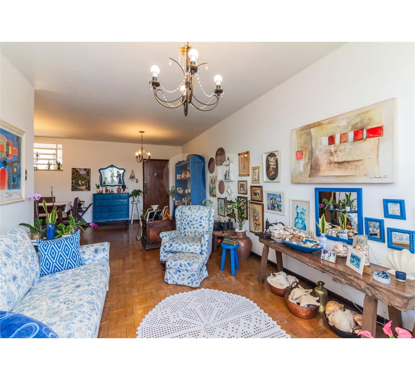 Apartamento com Excelente Localização no Itaim Bibi.