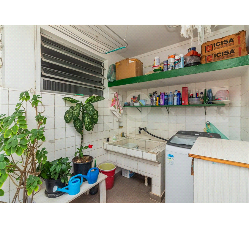 Apartamento com Excelente Localização no Itaim Bibi.