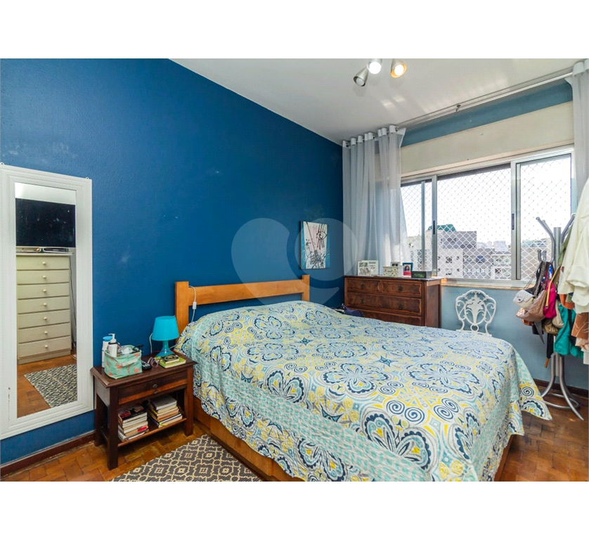 Apartamento com Excelente Localização no Itaim Bibi.