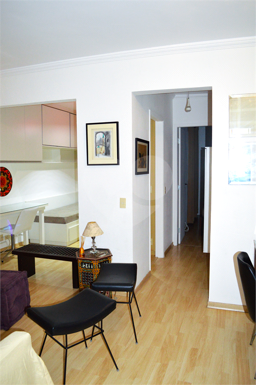 Apartamento mobiliado para locação - Pompéia