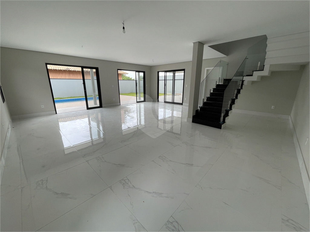 Casa de Condomínio à venda com 4 quartos, 360m² - Foto 30