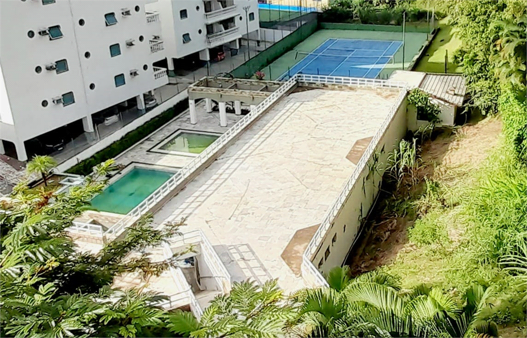  Casa em Condomínio, na Enseada -Guarujá, c/vista para o Mar. Venda ou locação.