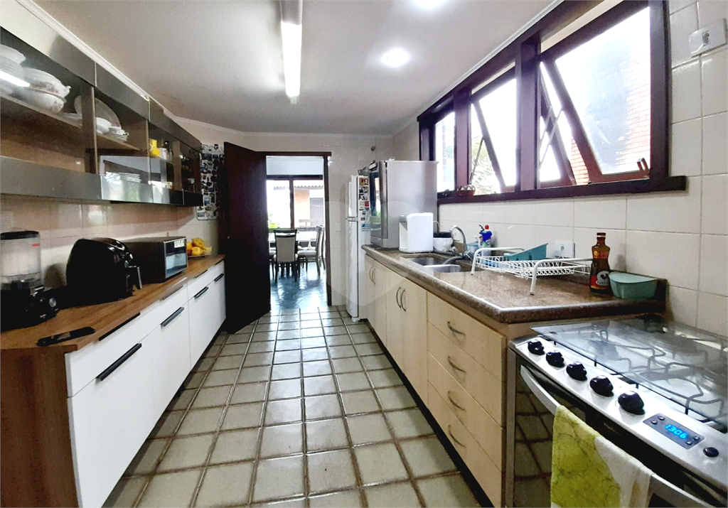  Casa em Condomínio, na Enseada -Guarujá, c/vista para o Mar. Venda ou locação.