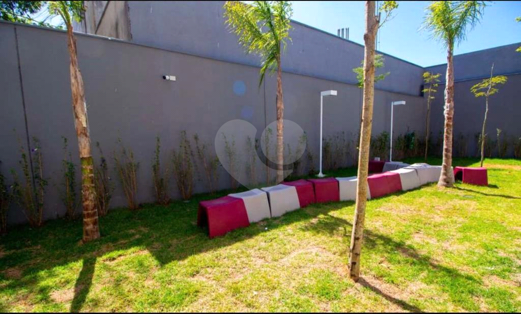 Apartamento à venda com 2 quartos, 38m² - Foto 7