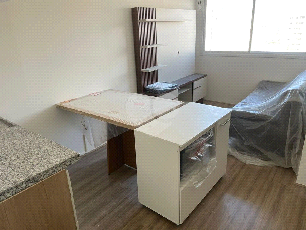 Apartamento à venda com 2 quartos, 38m² - Foto 19