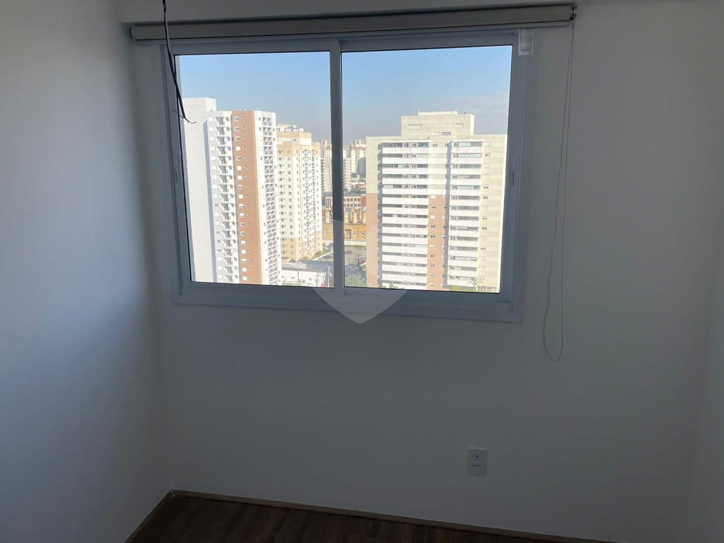 Apartamento à venda com 2 quartos, 38m² - Foto 25