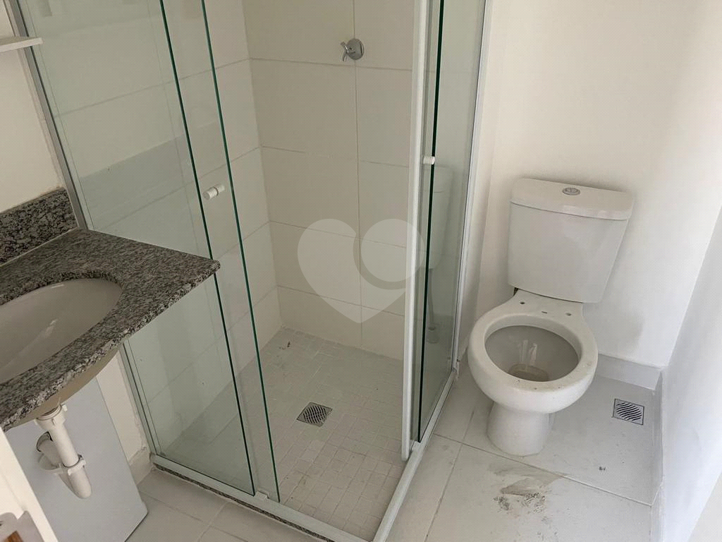 Apartamento à venda com 2 quartos, 38m² - Foto 31