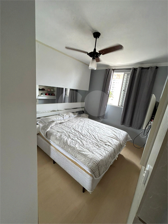 Apartamento à venda com 3 quartos, 49m² - Foto 27