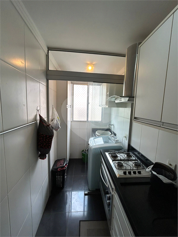 Apartamento à venda com 3 quartos, 49m² - Foto 25