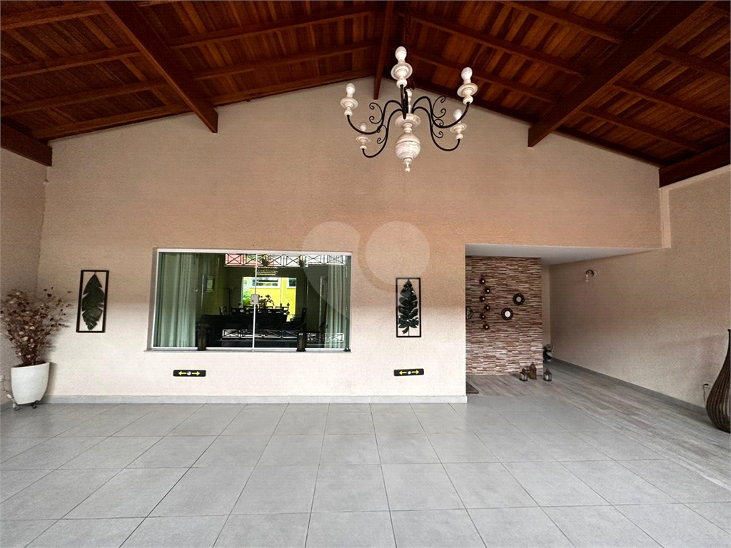 Casa Térrea de alto padrão na zona norte.
