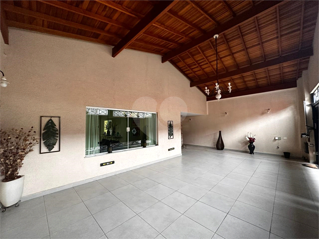Casa Térrea de alto padrão na zona norte.