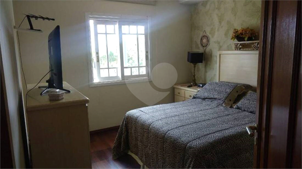 Sobrado à venda com 4 quartos, 340m² - Foto 9