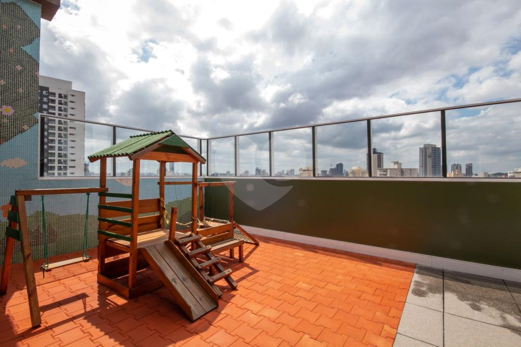 Apartamento a venda numa excelente localização c/ 2 dorms, sala,cozinha, banheiro e 1 vaga demarcada