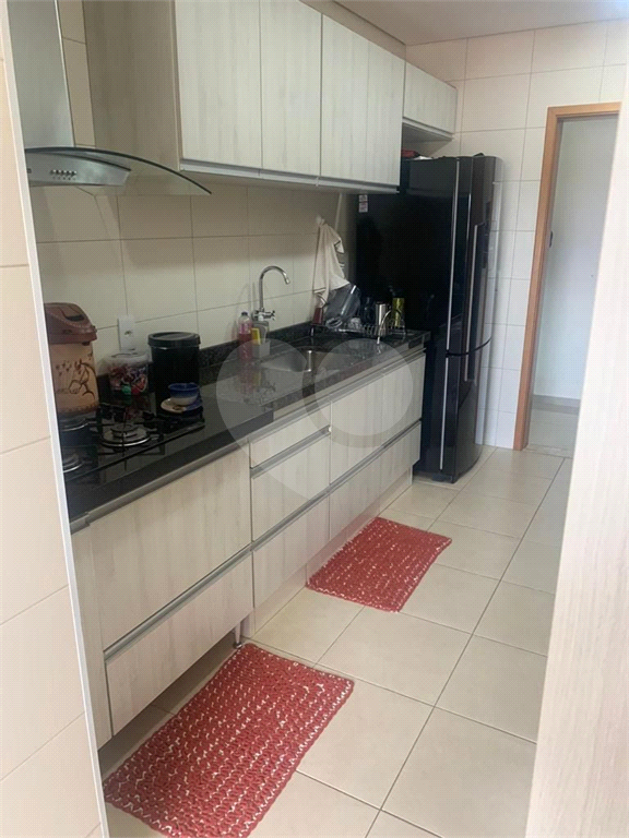 Apartamento à venda com 3 quartos, 140m² - Foto 4