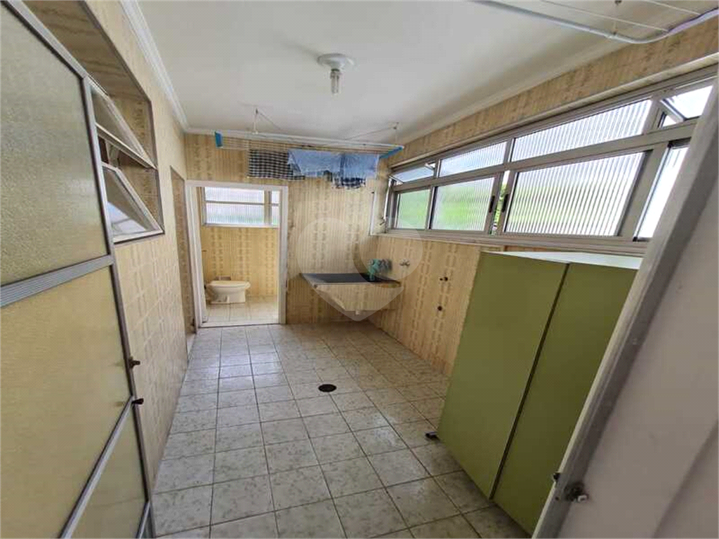 Apartamento à venda com 3 quartos, 97m² - Foto 12