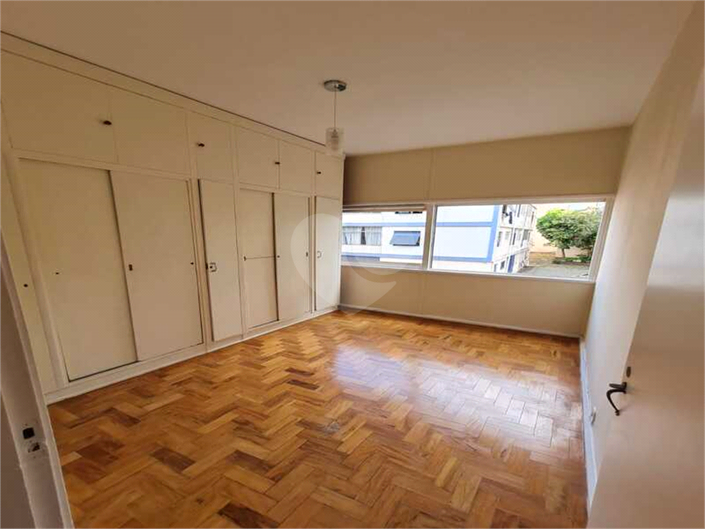 Apartamento à venda com 3 quartos, 97m² - Foto 8