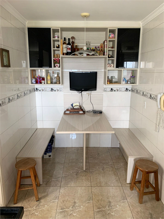 Apartamento 3 dorm., 1 suite e 2 vagas de garagem