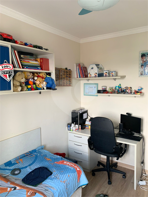 Apartamento 3 dorm., 1 suite e 2 vagas de garagem