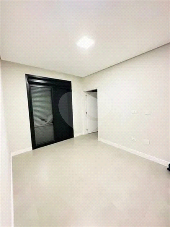 Casa de Condomínio à venda com 4 quartos, 258m² - Foto 5