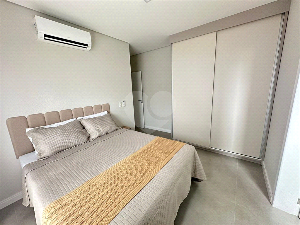 Casa de Condomínio à venda com 4 quartos, 258m² - Foto 33