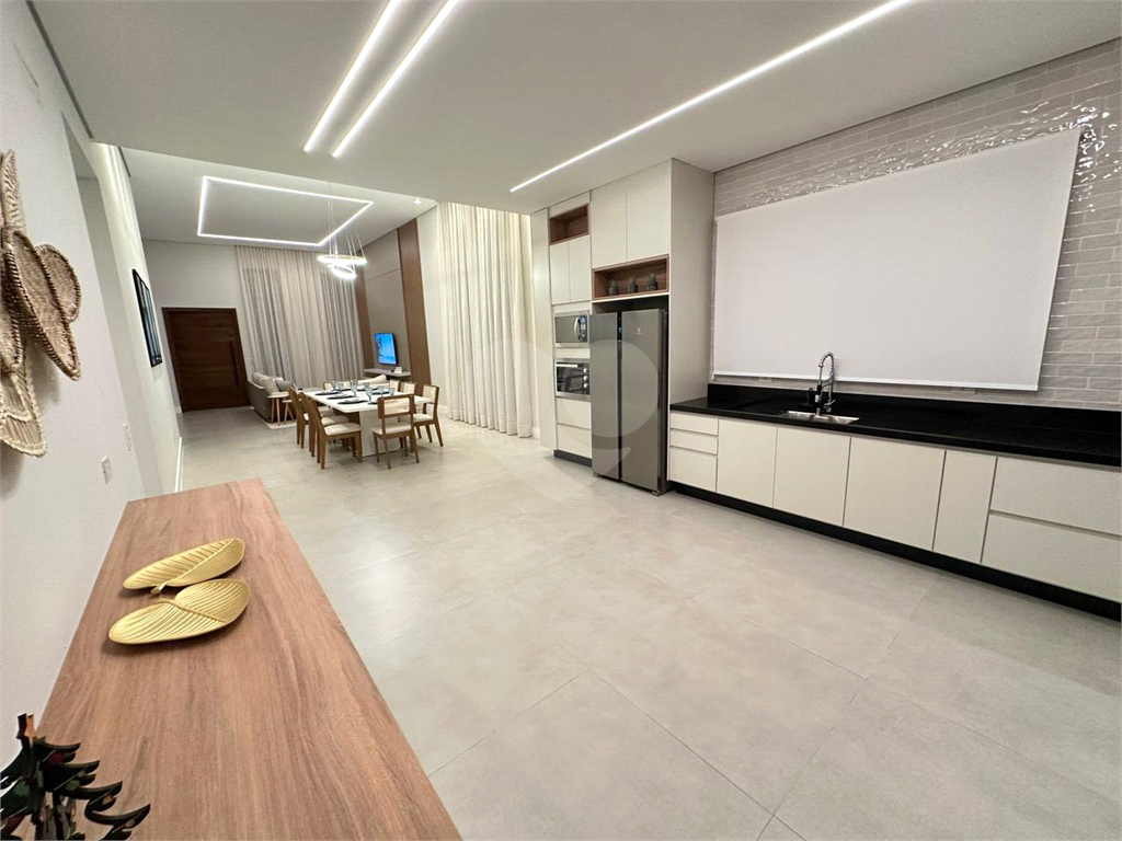 Casa de Condomínio à venda com 4 quartos, 258m² - Foto 32