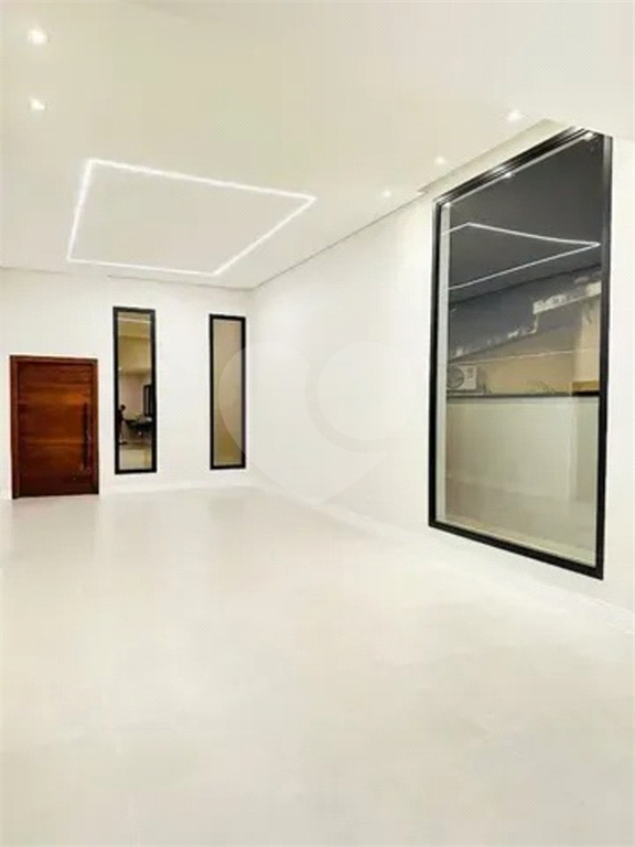 Casa de Condomínio à venda com 4 quartos, 258m² - Foto 2