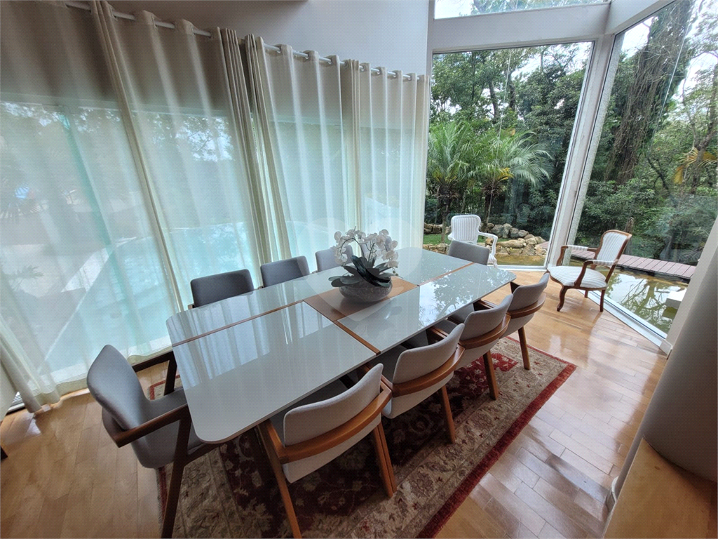 Casa de Condomínio à venda e aluguel com 3 quartos, 284m² - Foto 13