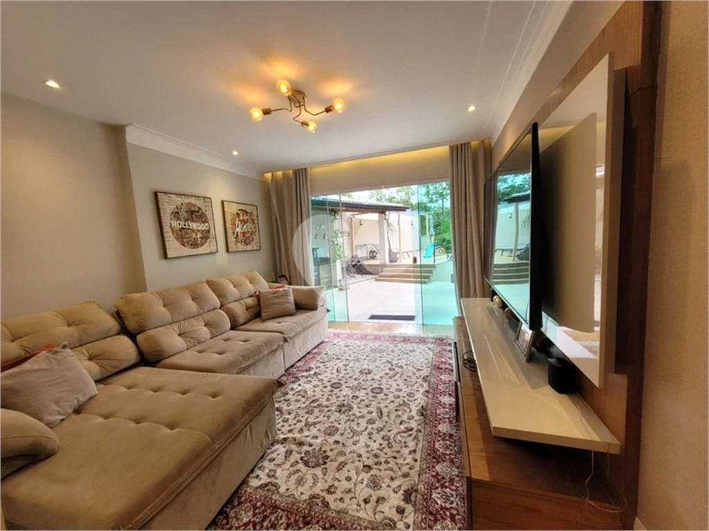 Casa de Condomínio à venda e aluguel com 3 quartos, 284m² - Foto 5