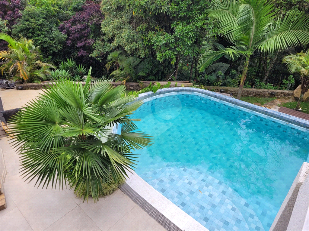 Casa de Condomínio à venda e aluguel com 3 quartos, 284m² - Foto 4