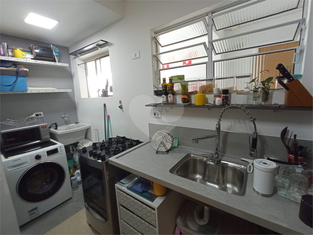 Apartamento à venda com 2 quartos, 60m² - Foto 5