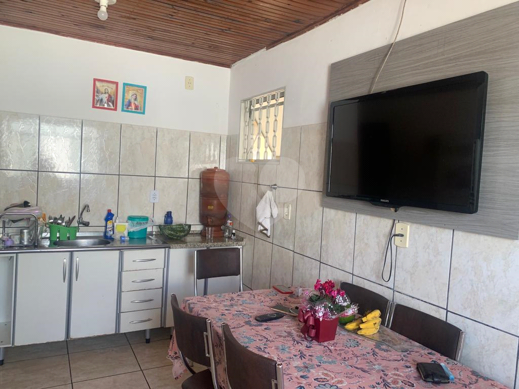 Casa à venda com 2 quartos, 34m² - Foto 10