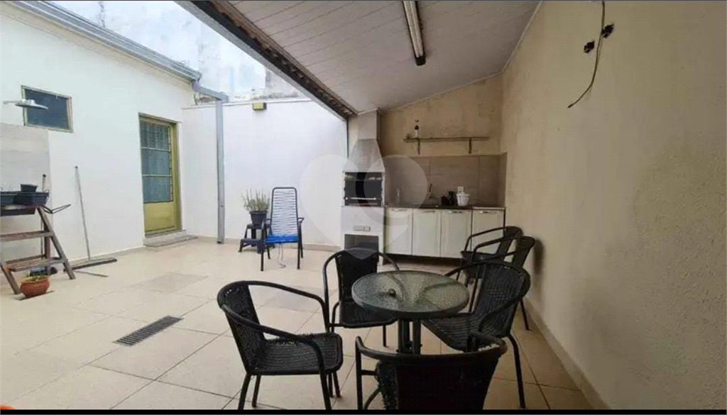 Casa à venda com 4 quartos, 150m² - Foto 2